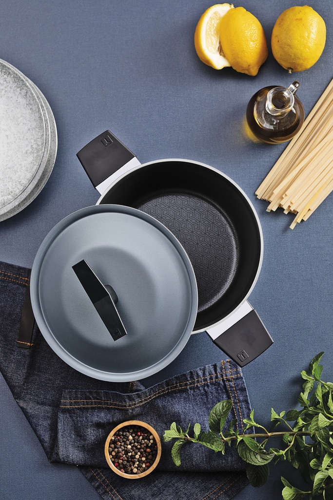 BATERIA DE COCINA TRAMONTINA 28399/141 SPEZIA 4 PZS INDUCCION